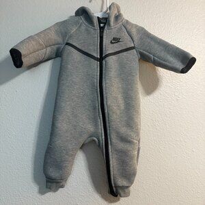 Nike Mono polar Baby Tech